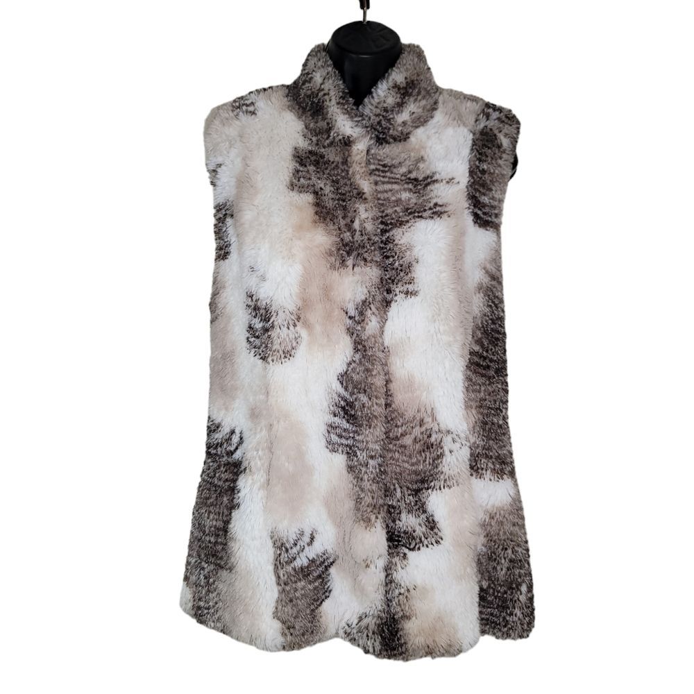 Cabi Aspen Faux Fur zipper Vest size Medium